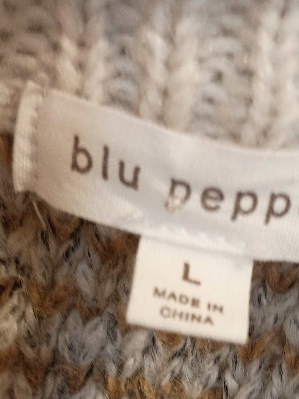 Blu Pepper Marled Henley Sweater in Cream and Brown - Picture 3 of 3